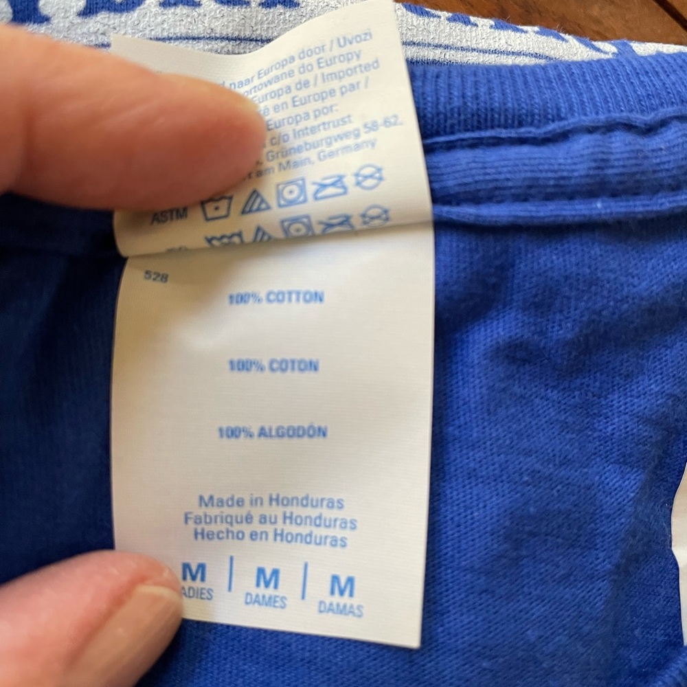 Custom T-shirt - Picture 3 of 3